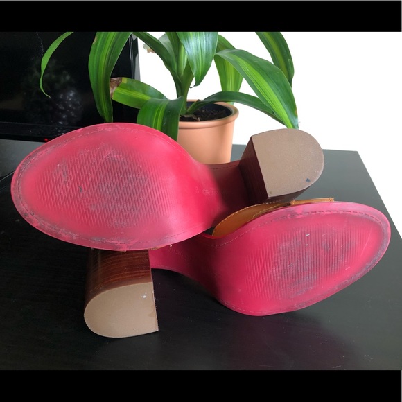 Kelsi Dagger KDB sandals - Picture 5 of 5